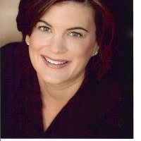 Kristen Hall Photo 10