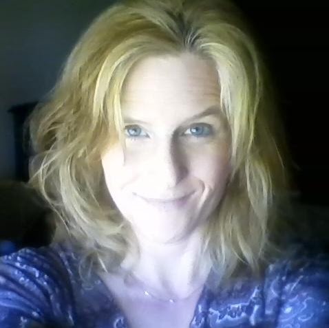 Julie Tuttle Photo 29