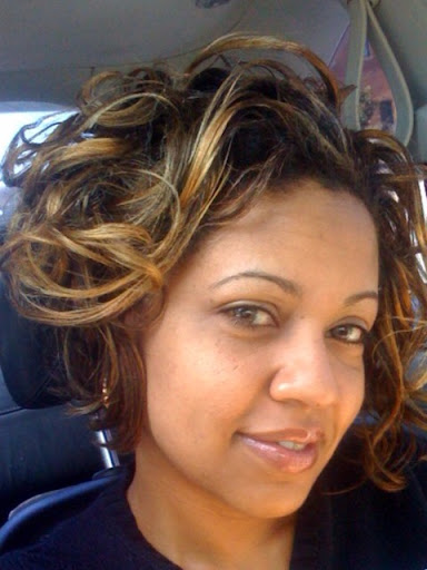 Kelly Lyles Photo 5