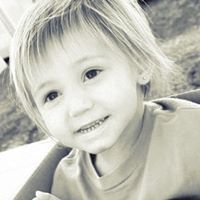 Amie Miller Photo 9