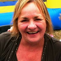 Jennifer Worrall Photo 12