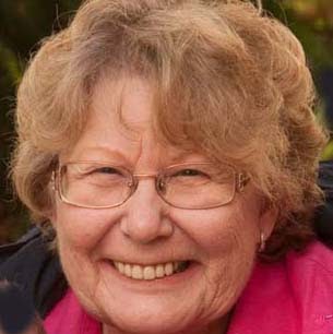 Suzanne Terry Photo 18