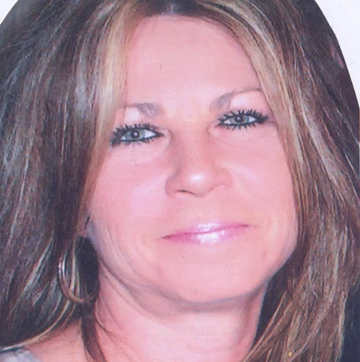 Debra Travis Photo 32