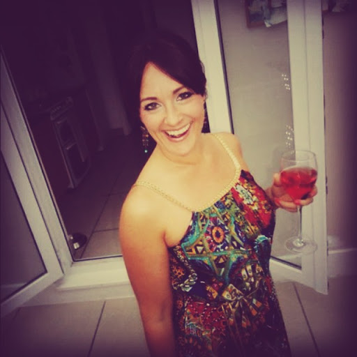 Melanie Harrison Photo 6