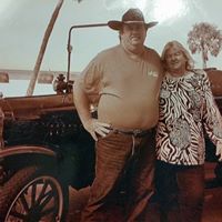 Peggy Larsen Photo 11