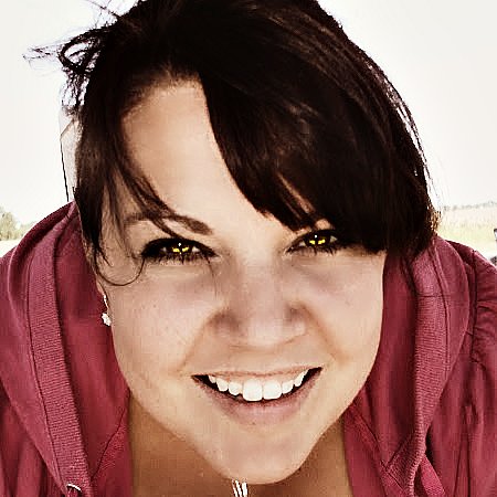Danielle Chester Photo 33