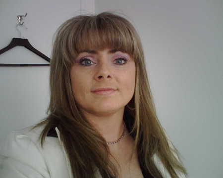 Pamela Thompson Photo 14
