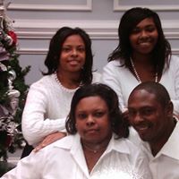 Sandra Campbell Photo 40