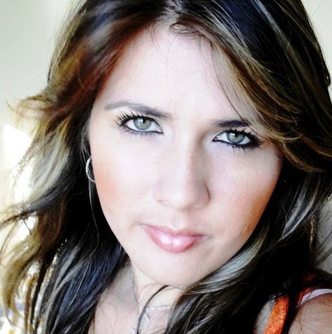 Perla Gonzalez Photo 25
