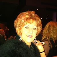 Colleen Dillon Photo 43