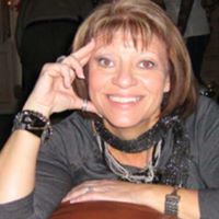 Gloria Poole Photo 12