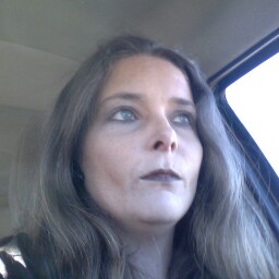 Bobbi Turner Photo 28