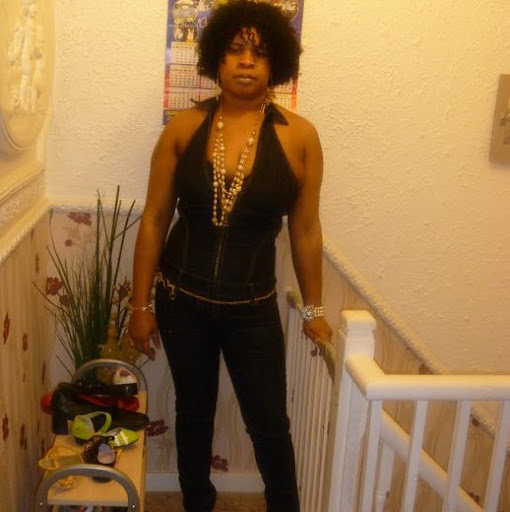 Tanya Small Photo 10