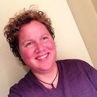 Julie Ahearn Photo 6