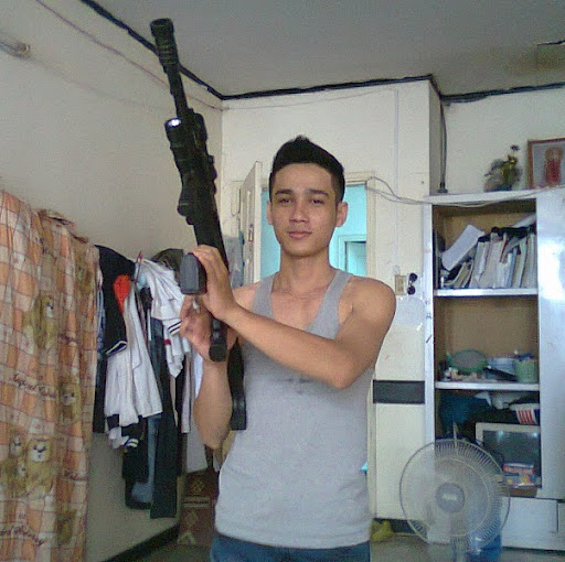 Phong Huynh Photo 14