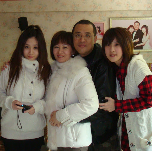 Thomas Lu Photo 21