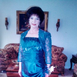 Marie Henry Photo 13