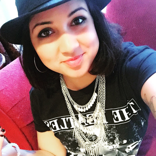 Jeannette Rivera Photo 9