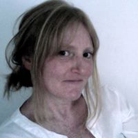 Andrea Grant Photo 15
