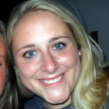 Amanda Colbert Photo 20