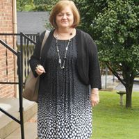 Vickie Thompson Photo 19