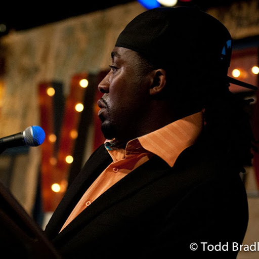 Jamal Robinson Photo 9
