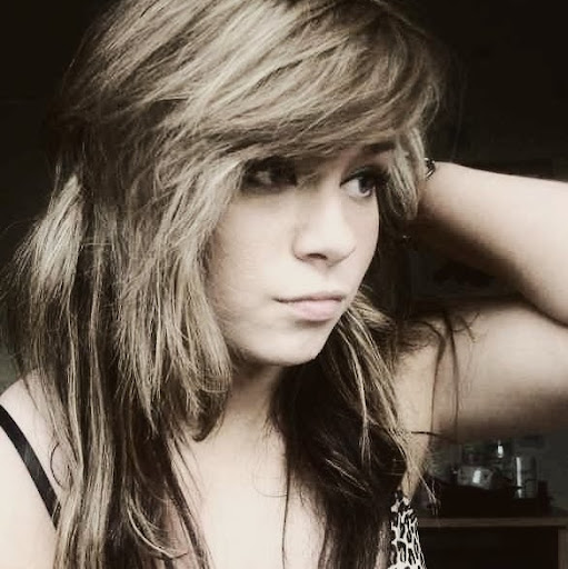 Rachel Kendall Photo 34