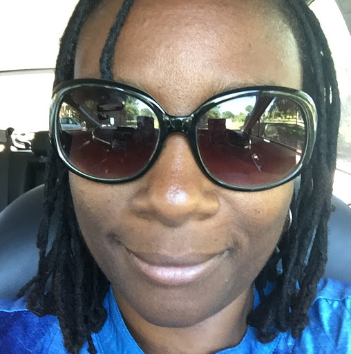 Carla Locke Photo 6
