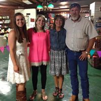 Lisa Hilliard Photo 18