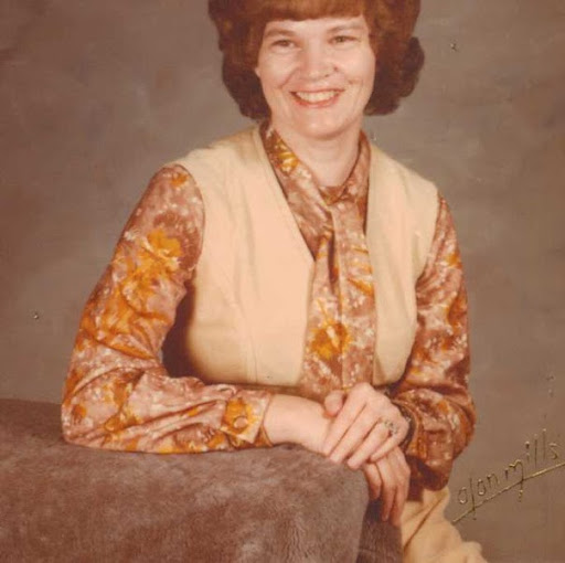 Nancy Edwards Photo 5