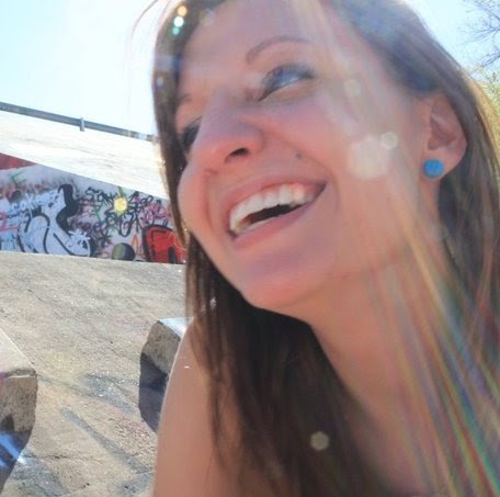 Lindsey Howell Photo 29
