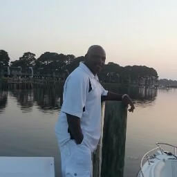 Ronnie Spates Photo 5