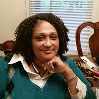 Stephanie Hubbard Photo 19