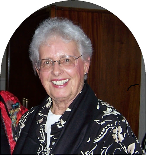 Edith Lewis Photo 9