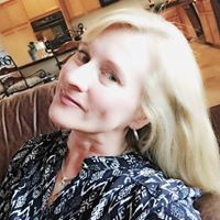 Lisa Landis Photo 28