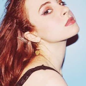 Melanie Howe Photo 9