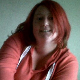 Heather Lindsay Photo 37