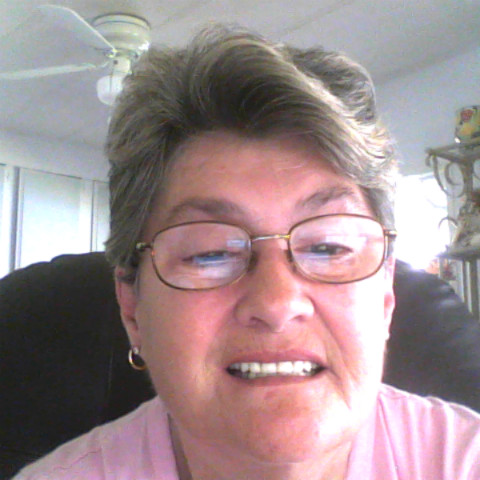 Linda Kitchen Photo 29