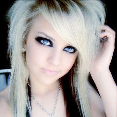 Caroline Steele Photo 6