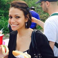 Lora Fernandez Photo 10
