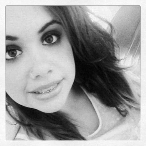 Helen Oliver Photo 4