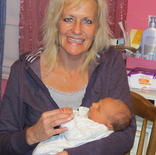 Judy Barnes Photo 25