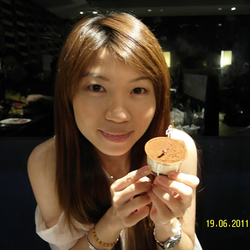 Janet Cheng Photo 25