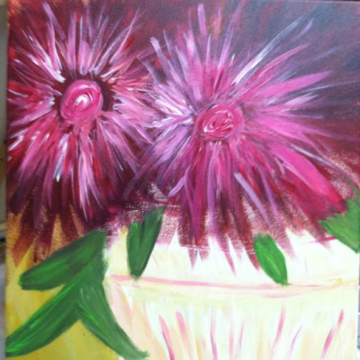 Julie Garrett Photo 27