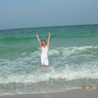 Lori Jensen Photo 17