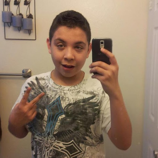Pete Lopez Photo 26