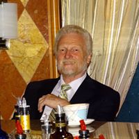 Neil Robbins Photo 25