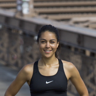 Veronica Velasquez Photo 38
