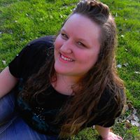 Kelli Bruce Photo 33