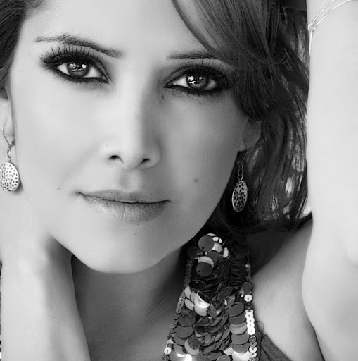 Sandra Gallardo Photo 2